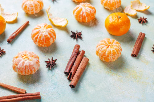 Preview: Fresh juicy clementine mandarins.