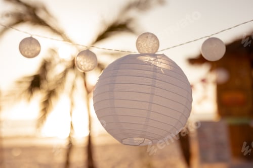 Preview: Japan garlands on beach