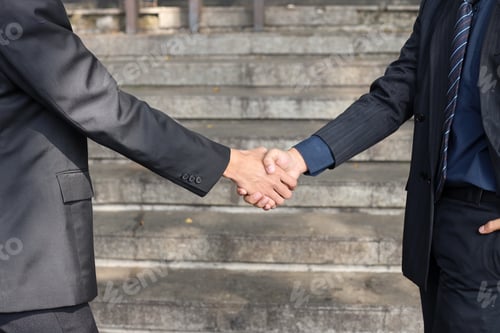 Preview: Close-up handshake dealing project