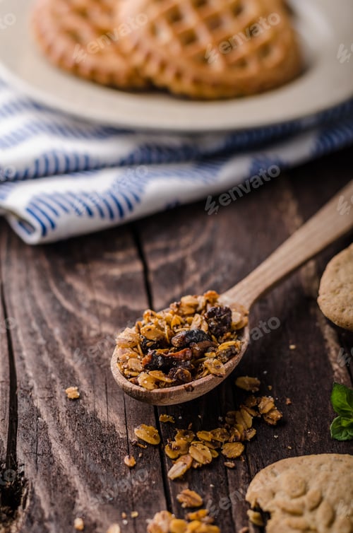 Preview: Vanilla pudding with homemade granola