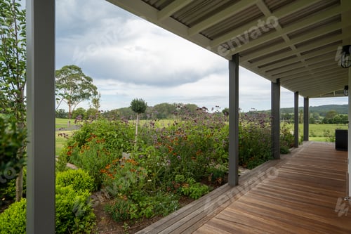 Preview: Charming Countryside Dwelling a White Farmhouse