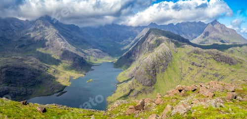 Preview: Views from Sgurr na stri peak in Skye island, Scotland
