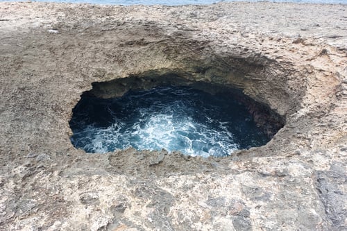 Preview: Underground spring with bubbling water.
