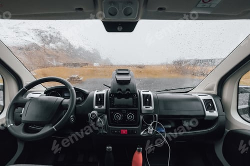 Preview: Steering wheel and front of the caravan