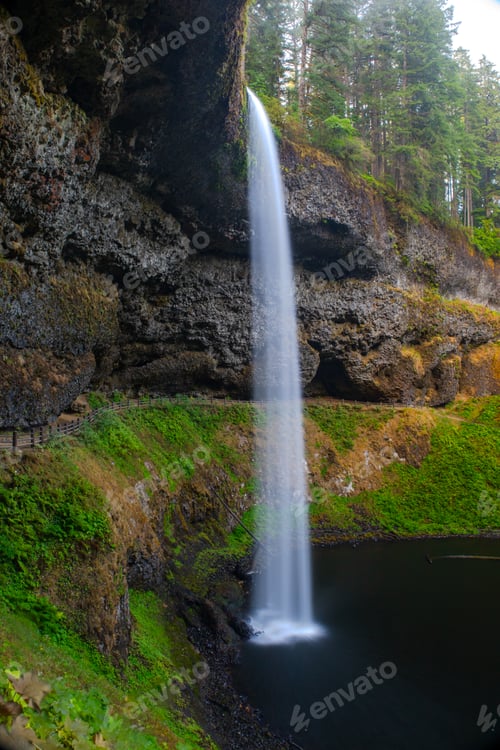 Preview: Scenic waterfall views at Silver Falls State Park