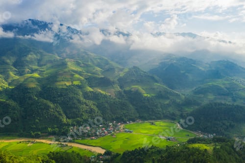 Preview: Paddy rice terraces, green agricultural fields in countryside of mountain hills valley, Vietnam.