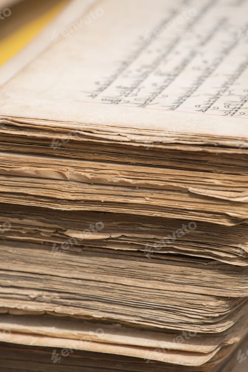 Preview: Stack of old Tibetan manuscripts