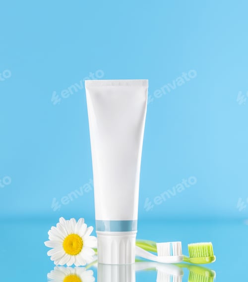 Preview: Toothpaste and toothbrushes