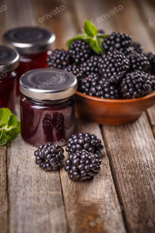 Preview: Tasty blackberry jam