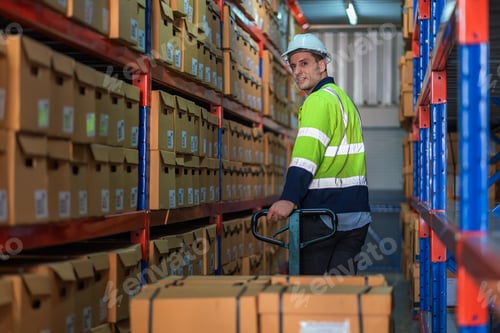 Preview: Warehouse worker working in warehouse storage.