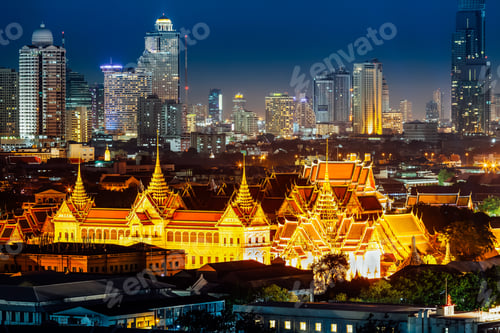 Preview: Grand Palace at night, Bangkok, Thailand.