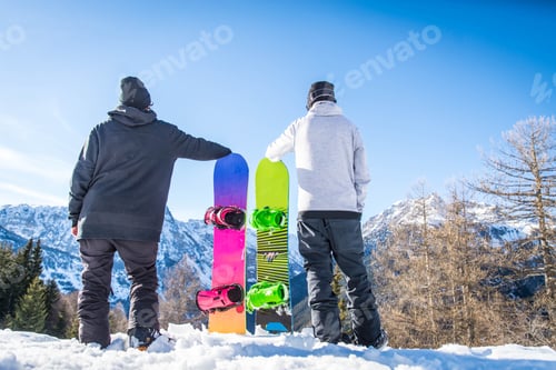 Snowboarder