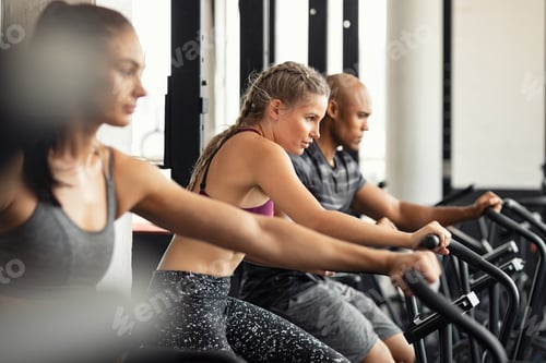 Preview: Fitness group training hardly on cycling machines