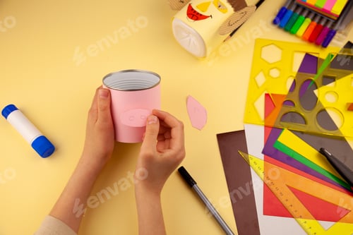 Preview: Step 25. Step-by-step instructions on how to make a stand for stationery from recycled materials. Do