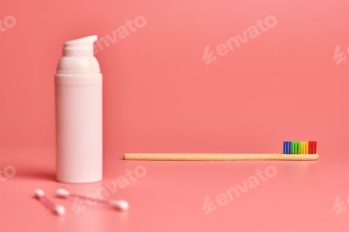 Preview: Eco bamboo toothbrush, face cream and cotton sticks