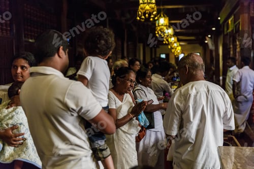 Preview: KANDY, SRI LANKA - JAN 17, 2017: hindu people in religious temple, Asia