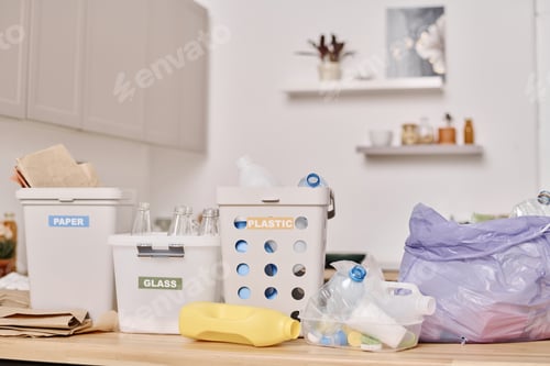 Preview: Separated garbage in different containers