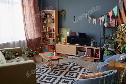 Preview: Living Room Displaying Kwanzaa Decorations and Festive Cultural Elements