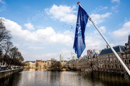 Preview: NATO flag in the center of Hague