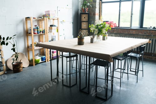 Preview: Modern Creative Space