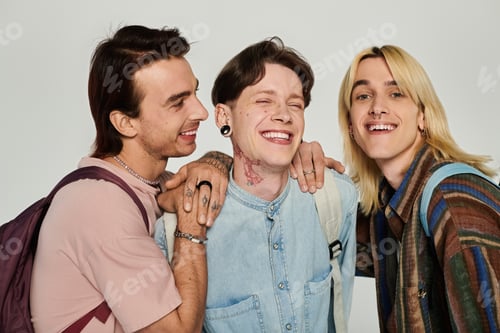 Preview: Queer students embracing friendship