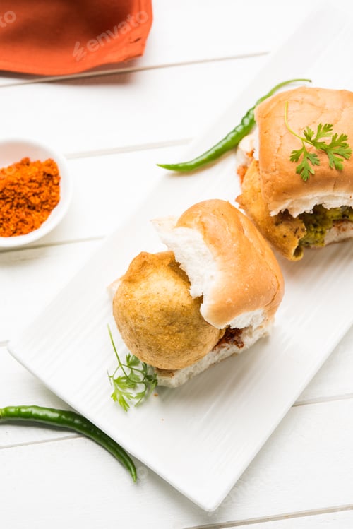 Preview: Vada Pav