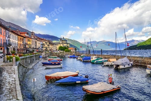 Preview: Italy, Piedmont, Cannobio, habour