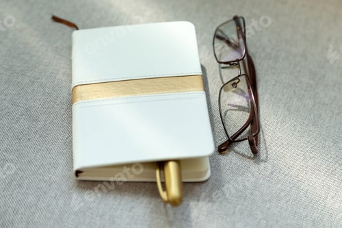 Preview: eyeglasses