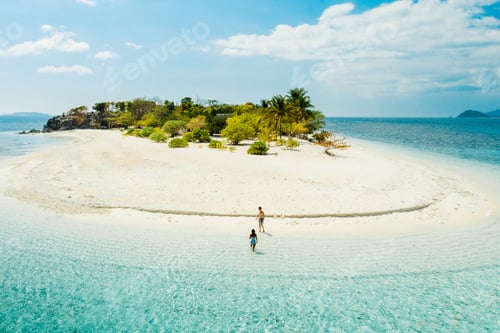 Preview: Tropical beach in Coron, Philippines