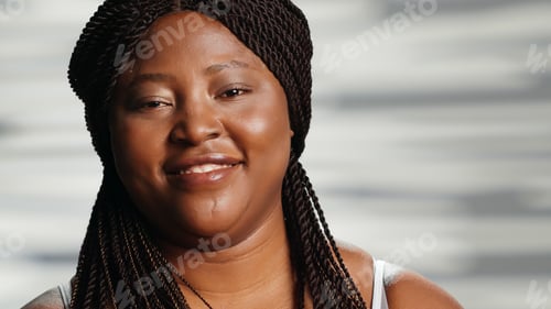 Preview: African american model making sensual gestures on camera