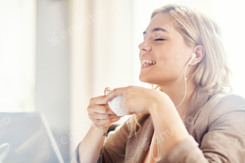 Preview: Singing at leisure