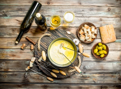 Preview: Cheese Fondue with Wine and Crusty Bread
