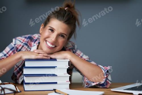 Preview: Female student learning at home