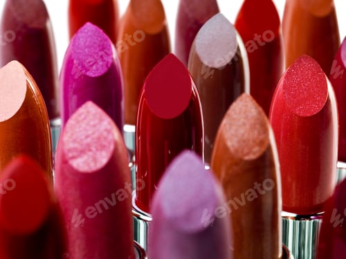 Preview: Shades for the individual. Closeup of a variety of lipstick colours.