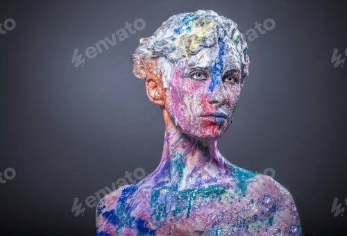 Vista previa: Portrait of a person covered in colorful paint against a grey background