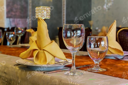 Preview: wedding table set for fine dining or another catered event