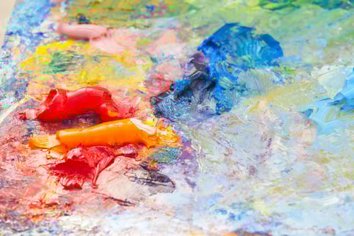 Preview: Colorful palette with oil painting and brushes