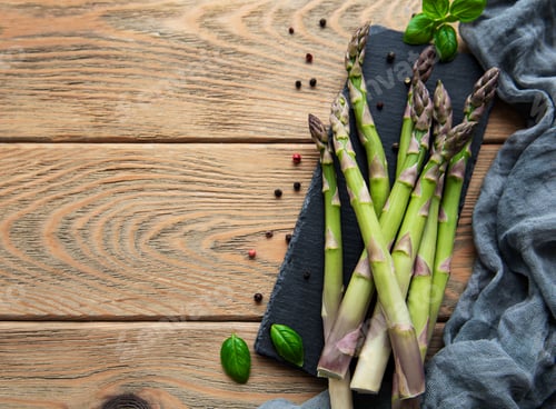 Preview: Bunch of raw asparagus