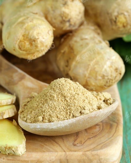 Preview: ground and fresh ginger spices for healthy eating