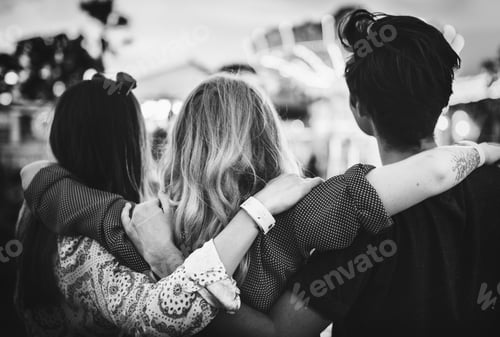 Preview: A group of friends is enjoying the amusement park