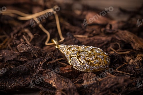 Preview: Pendant with rihnestone