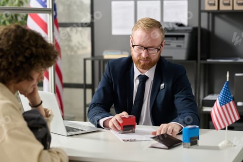 Preview: Portrait of immigration office worker