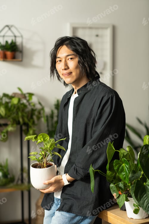Preview: Young florist showcases beautiful plant selection in a bright, inviting shop space