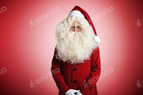 Preview: Santa Claus on red background