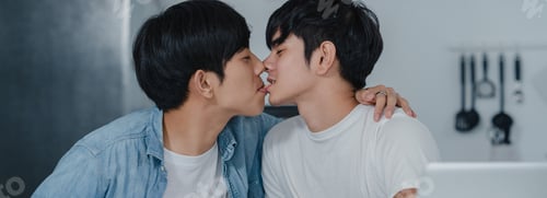 Preview: Loving Couple Kissing in a Home Interior