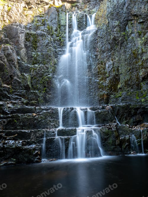 Preview: Wailing Widow falls, Scotland