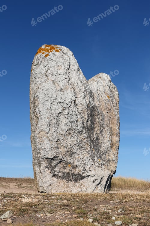 Preview: Menhir Beg Er Goalennec on peninsula Quiberon in Brittany