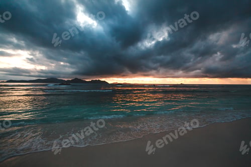 Preview: sunset on Seychelles beach