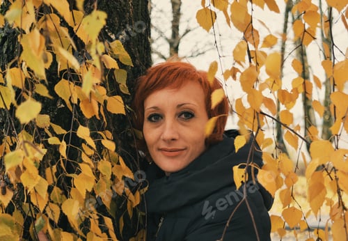 Preview: Autumn woman portrait