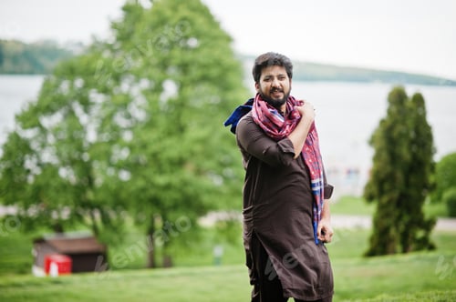 Preview: Afghanistan man wear traditional clothes.